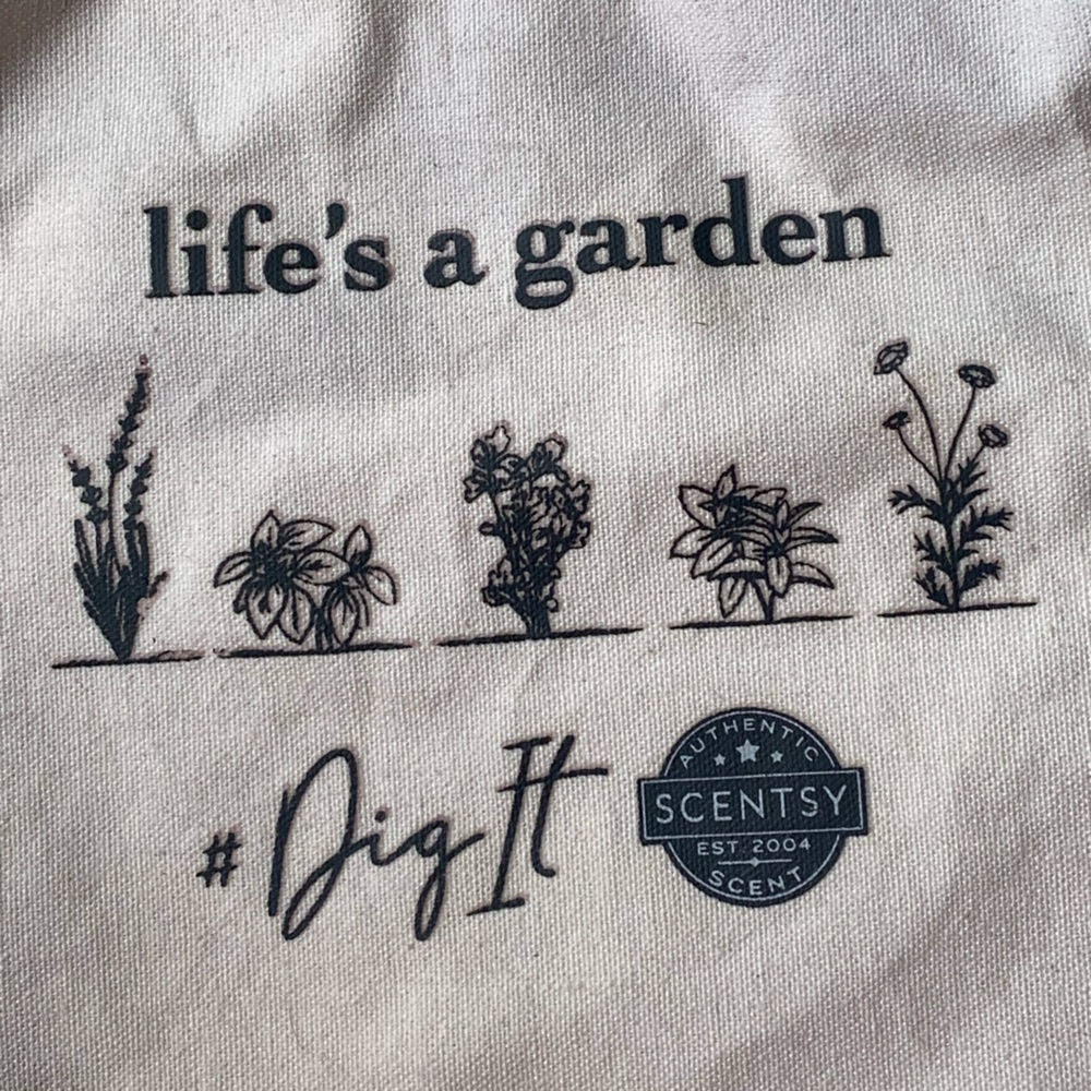 Scentsy's "Life's a Garden" Large 8” x 12” Cotton Draw String Bag Gift Bag - Picture 2 of 6